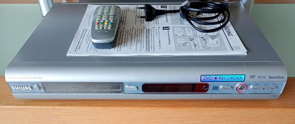 Philips dvd recorder DVDR 610 + afstandsbediening en boekje, TV, Hi-fi & Vidéo, Décodeurs & Enregistreurs à disque dur, Enlèvement ou Envoi