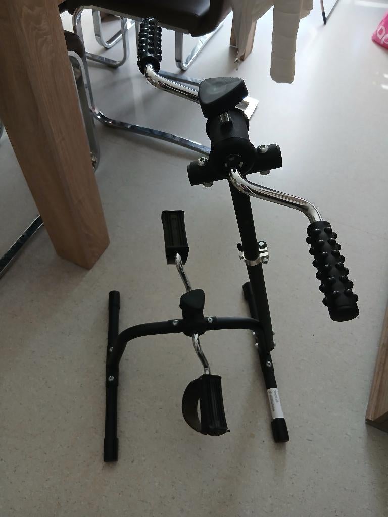 Pédalier 2 en 1, Enlèvement, Comme neuf, Jambes, Vélo d'appartement