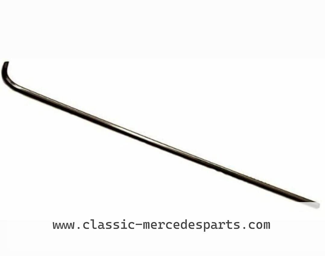 2 Stootlijsten/sierstrippen w123 coupe (positie: achterscher, Ophalen, Gebruikt, -, -