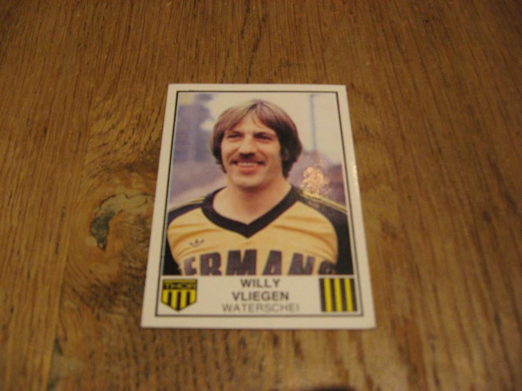 Football 82 Panini Sticker, Verzamelen, Ophalen of Verzenden, Nieuw, Sport