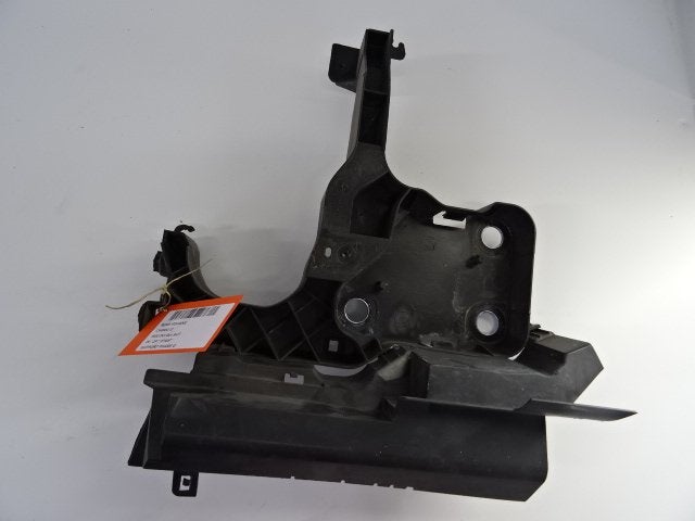 SUPPORT PHARE GAUCHE Renault Megane II CC (EM), Autos : Pièces & Accessoires, Renault, Mevr. I. Hauben, Utilisé, Rue de l'Espoir 34 34
4030  GRIVEGNÉE, BE