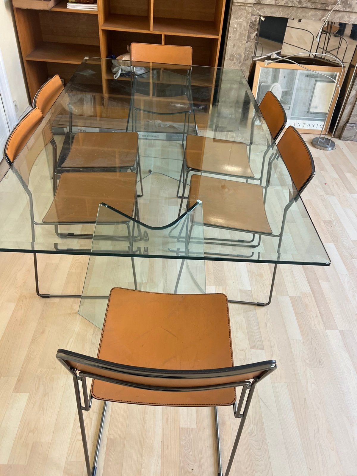 Table de bureau verre ciselé avec six chaises, Enlèvement