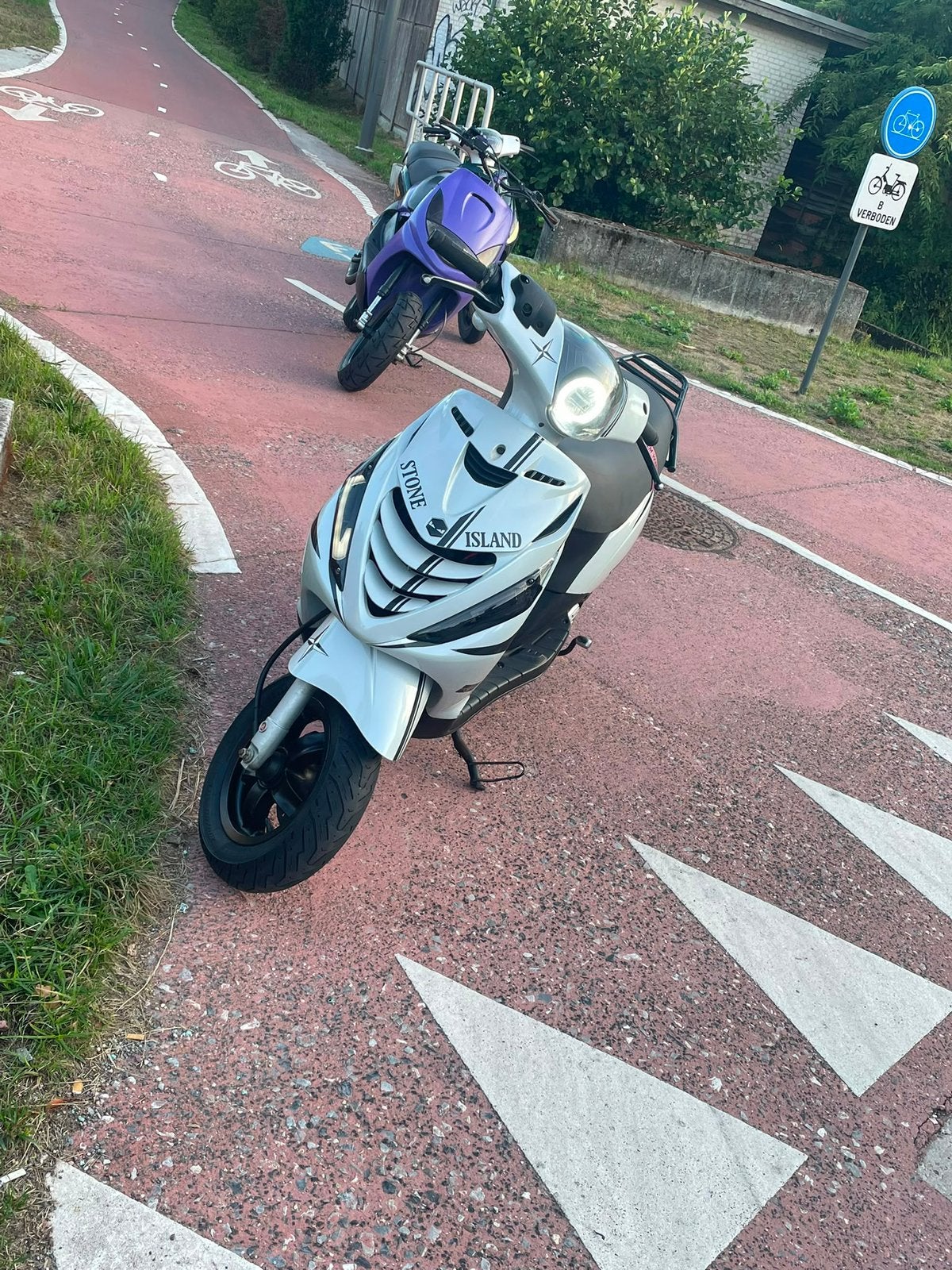 Piaggio zip euro 4 te koop/te ruil, Fietsen en Brommers, Scooters | Piaggio, Ophalen, Zip, Benzine, 50 cc