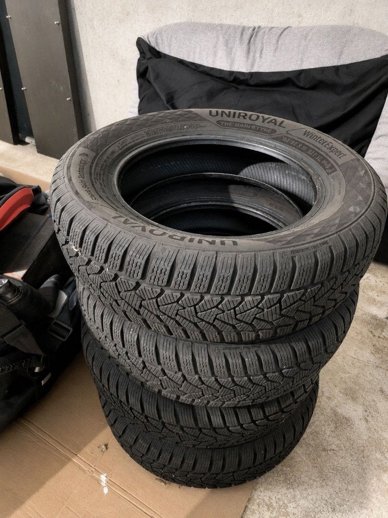 4x Uniroyal WinterExpert winterbanden 185/65 R15 92T XL, Ophalen, Gebruikt, 15 inch, Band(en)