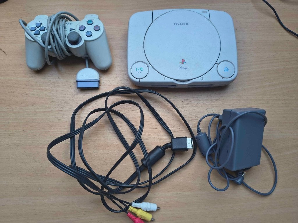 Personnalisez notre console, Consoles de jeu & Jeux vidéo, Consoles de jeu | Sony PlayStation 1, Enlèvement ou Envoi, Utilisé