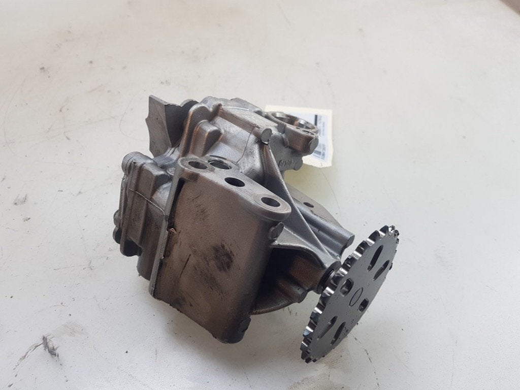 OLIEPOMP Mercedes-Benz Vito (447.6) (|150001650R|95517856|), Gebruikt, Mercedes-Benz