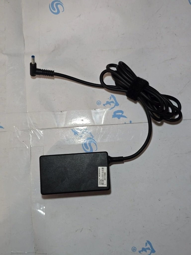 HP 65W laptop oplader TPN-DA17 19.5V 3.33A blauwe pin, Computers en Software, Verzenden, Zo goed als nieuw, HP