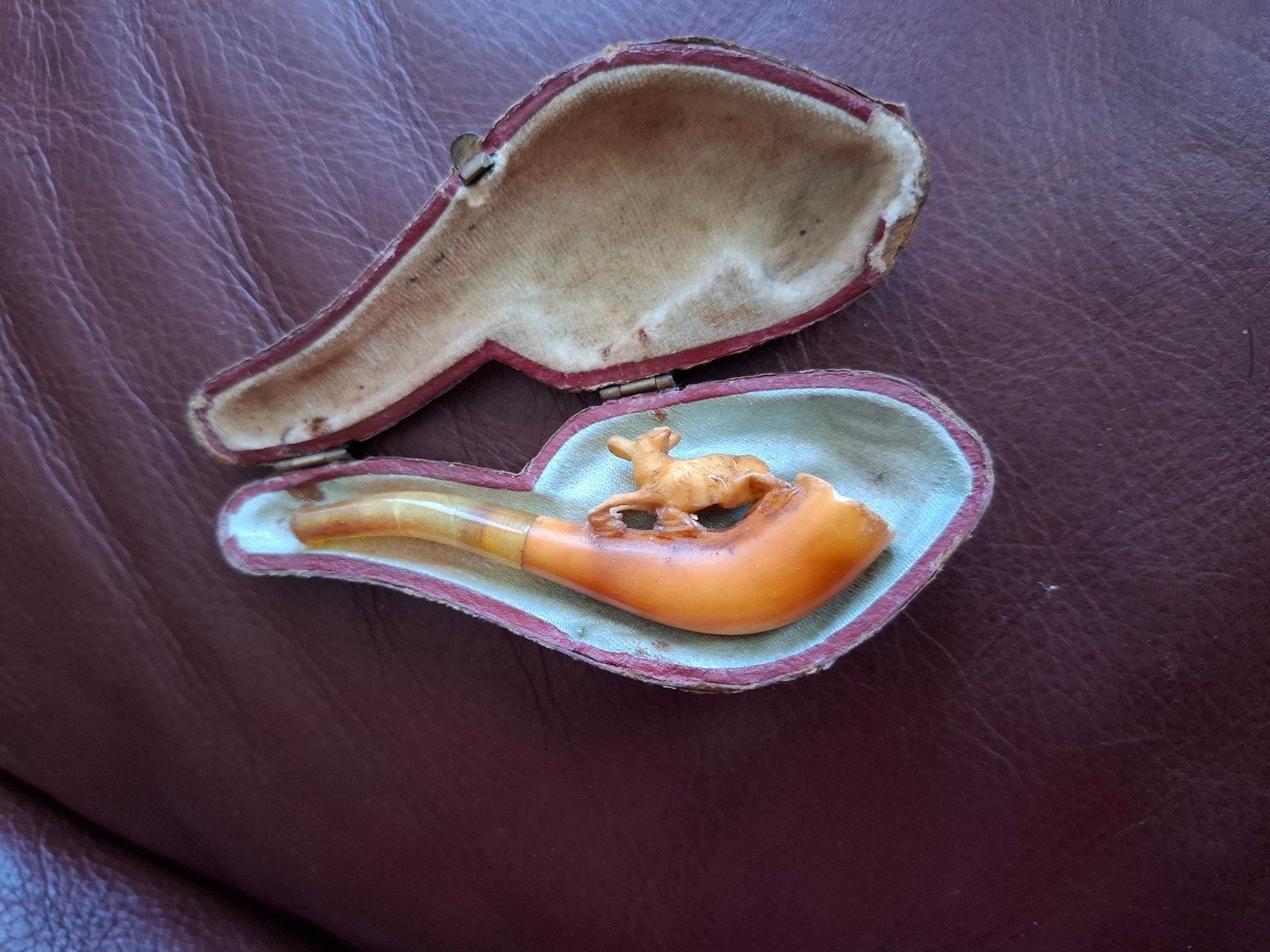 oud. klein pijpje1945 ong in etui, Ophalen