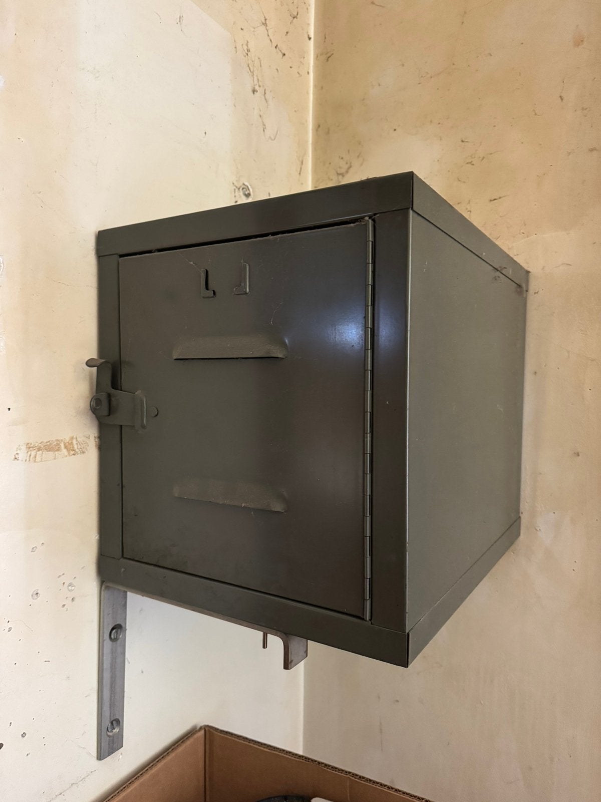 VINTAGE METALEN VIERKANTE KAST BUREAU LEGER 40x34x33 🗄️, Ophalen, Zo goed als nieuw