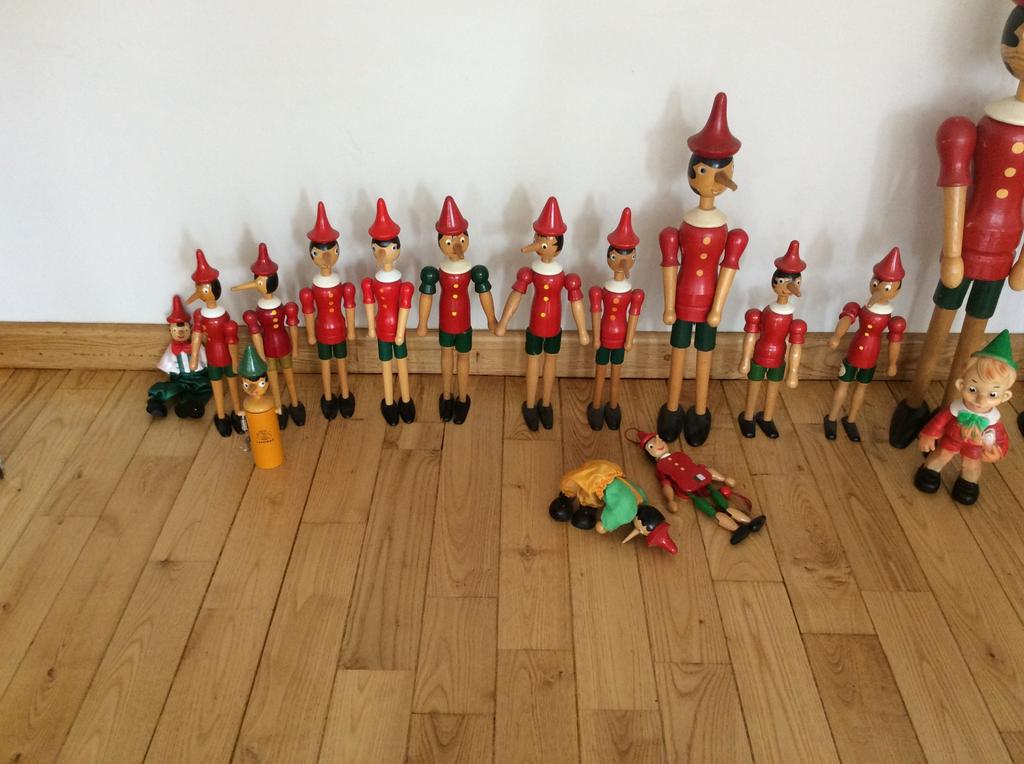 Vezameling houten pinnokio’s, Huis en Inrichting, Ophalen, Zo goed als nieuw
