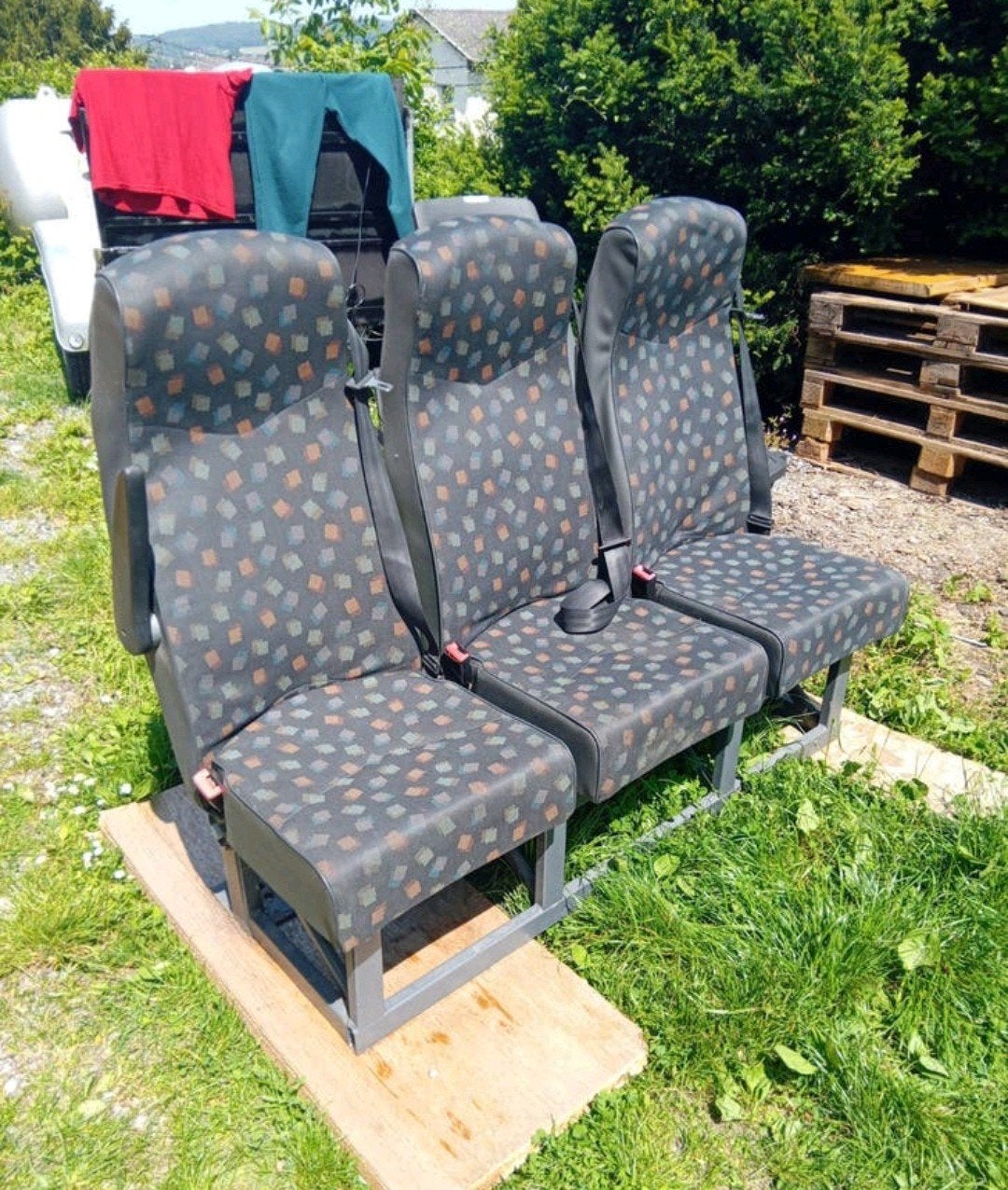 Banquette 3 place 100€, Ophalen