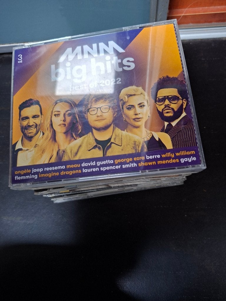 cd - various - mnm big hits best of 2022 - 3cd box, Pop, Ophalen of Verzenden, Zo goed als nieuw, Inclusief boekje