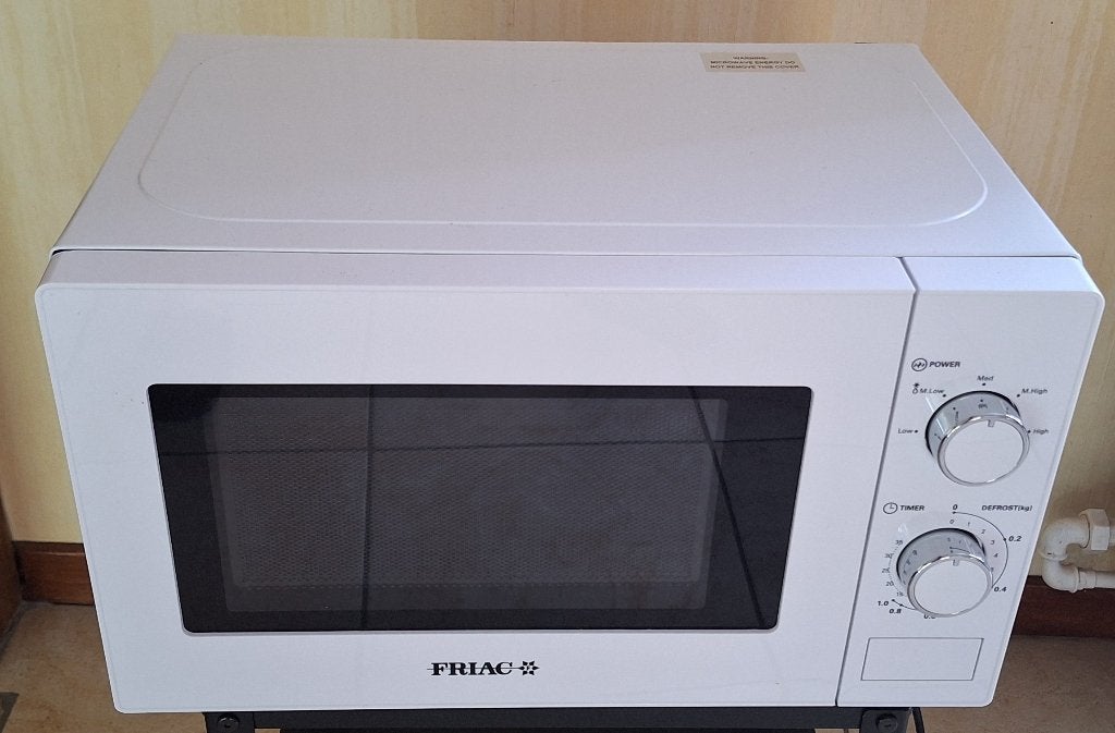 Micro-ondes 20L 700W Friac, Comme neuf, Moins de 45 cm, Enlèvement, À Poser