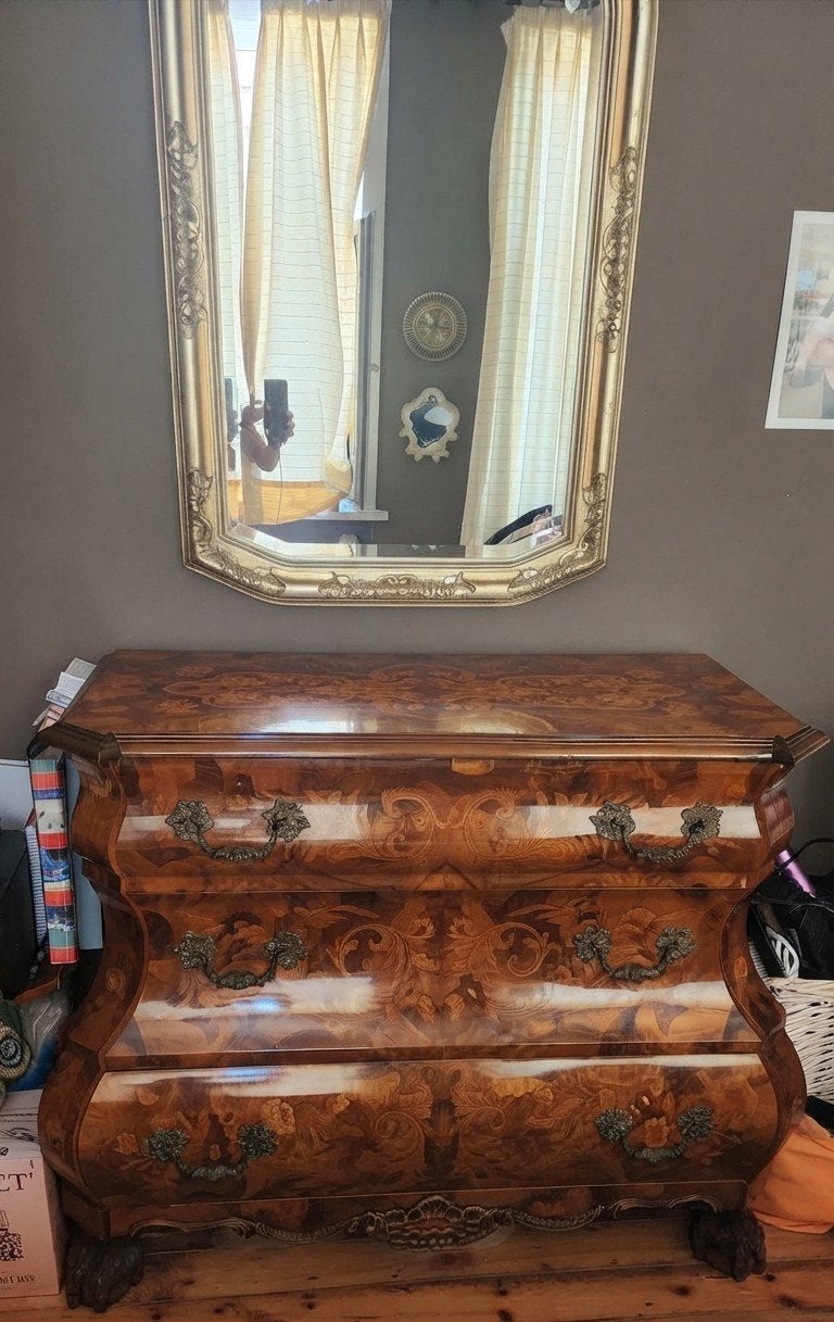 Commode Style Louis XV, Ophalen