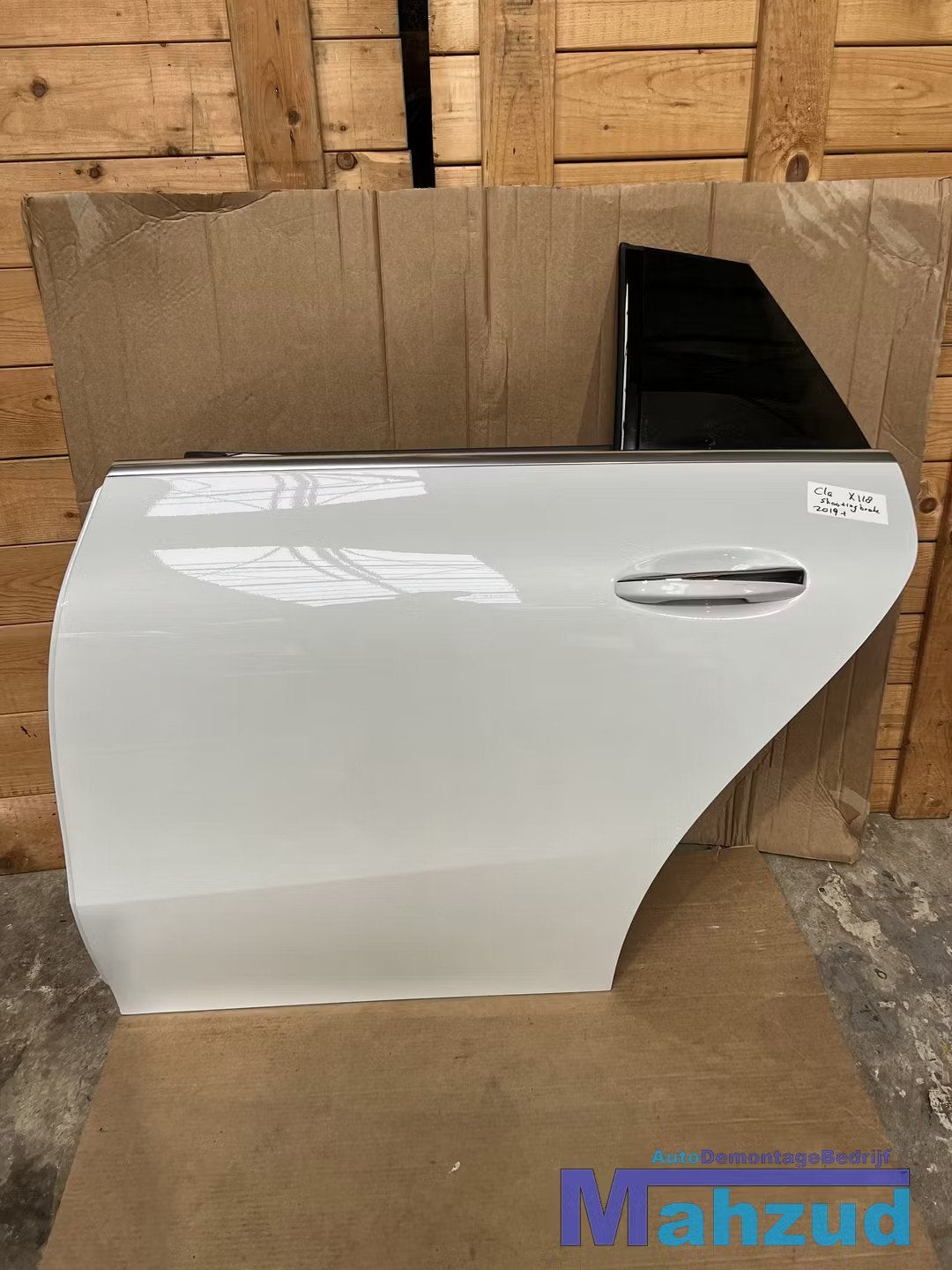 MERCEDES CLA 118.6 X118 wit parelmoer links achter deur 2019, Arrière, Mercedes-Benz AG, Mercedes-Benz, Utilisé
