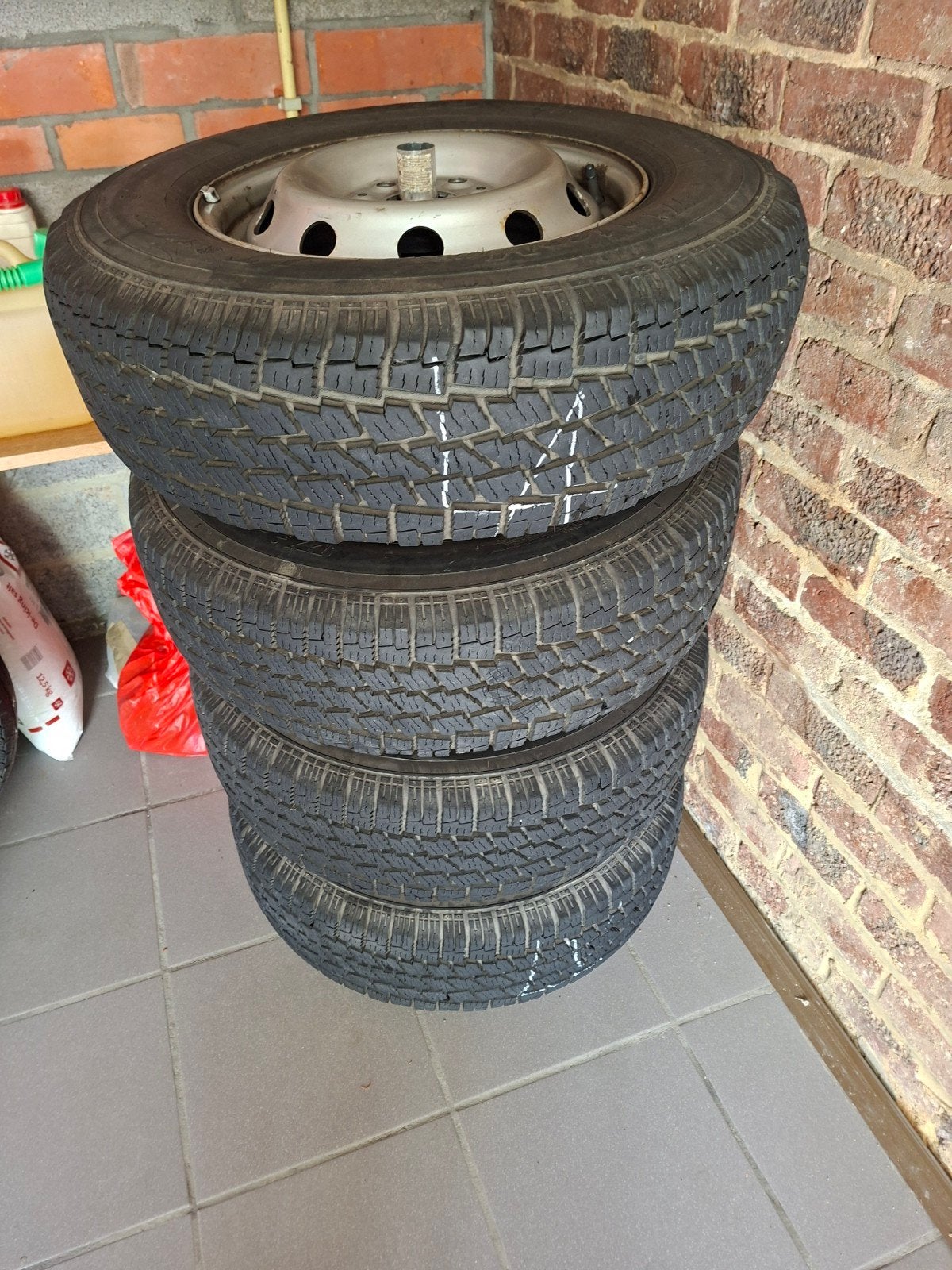 4 winterbanden op velg, Auto-onderdelen, Banden en Velgen, Ophalen, Winterbanden, Band(en)