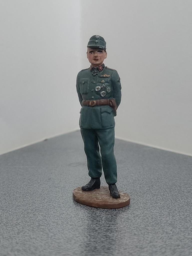 Miniatuur metaal Leon Degrelle uniform medailles B vlag, Verzamelen, Ophalen of Verzenden
