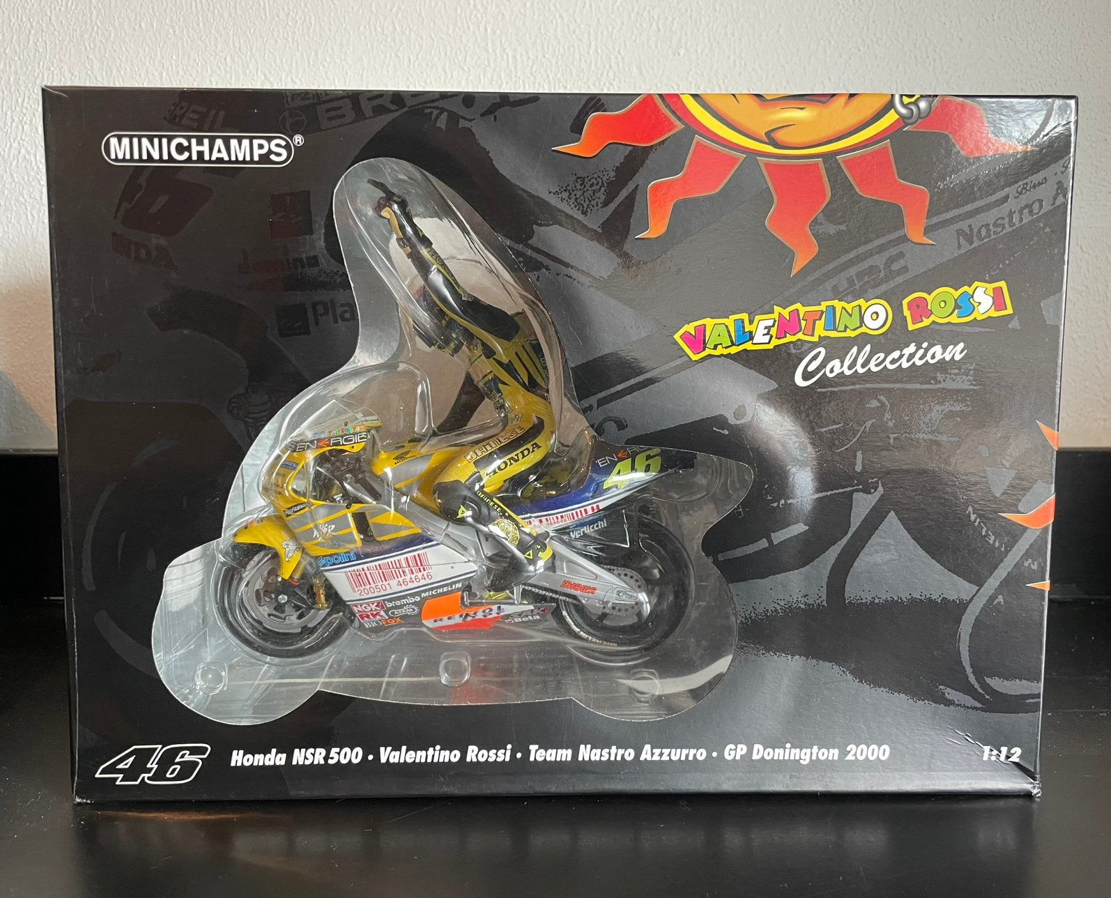 Minichamps Valentino rossi Limited edition Donington 2000, Enlèvement ou Envoi, Comme neuf