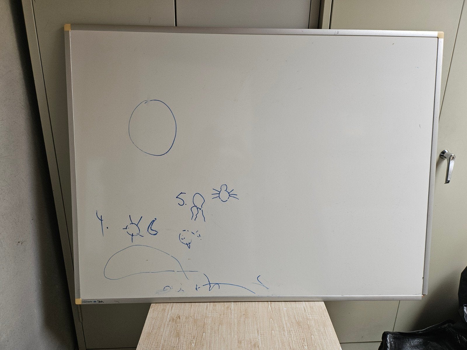 tableau blanc magnétique, Enlèvement, Utilisé, Tableau magnétique