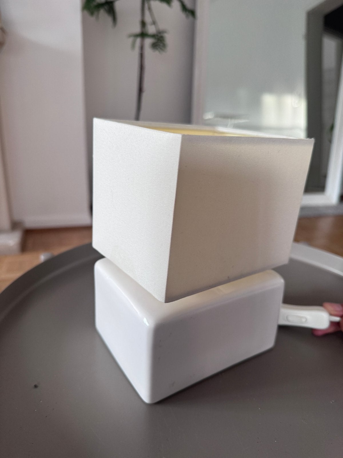 Kleine witte lamp van IKEA, Ophalen of Verzenden, Gebruikt, Steen/keramiek