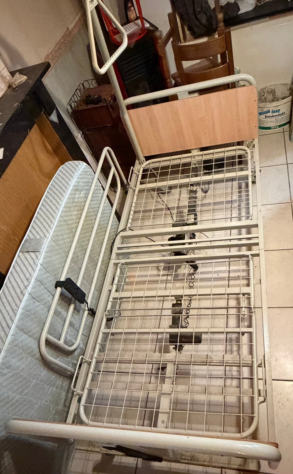 Lit médical électrique, Maison & Meubles, Chambre à coucher | Lits, Enlèvement, Utilisé, Une personne