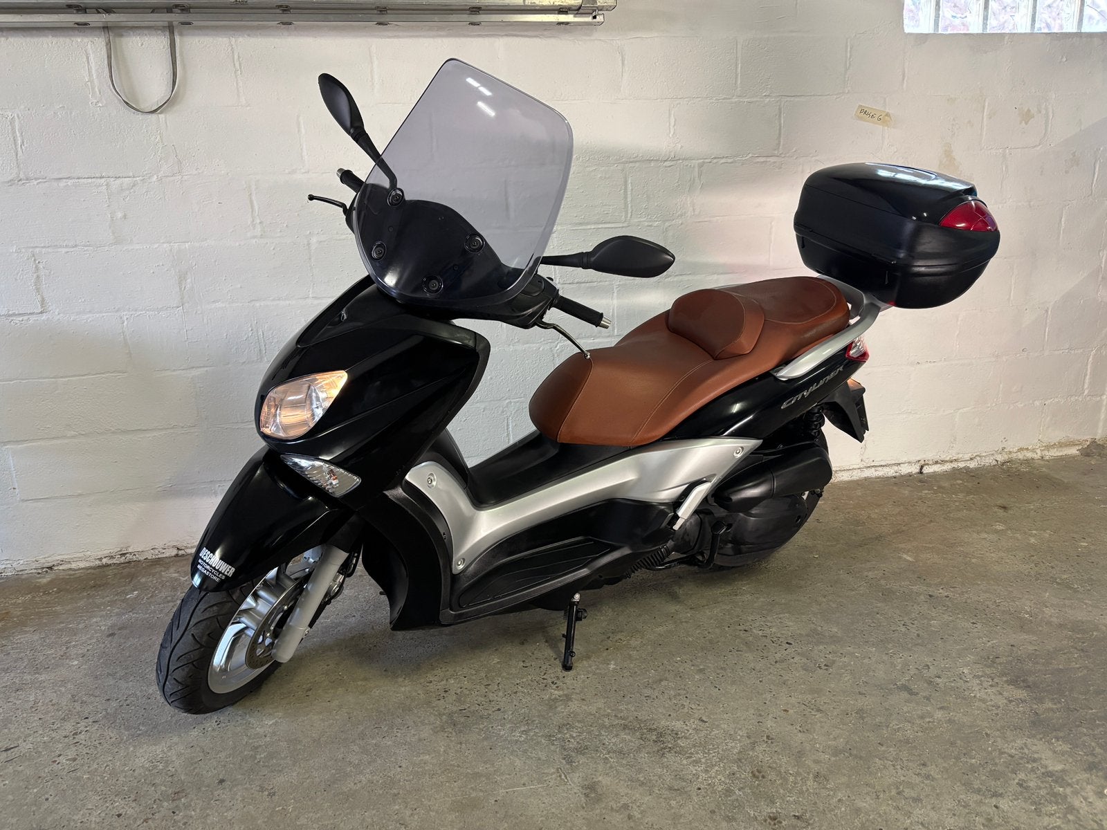 Scooter mbk 125cc – 11 kW – Slechts 5.400 km, Ophalen, Zo goed als nieuw