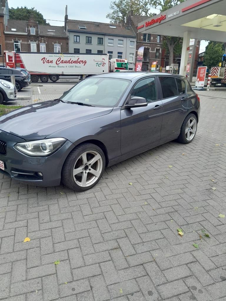 BMW 118 D CUIR GPS PROBLÈME DIRECTION ASSISTÉ !!!, Boîte manuelle, Noir, 5 portes, 4 cylindres