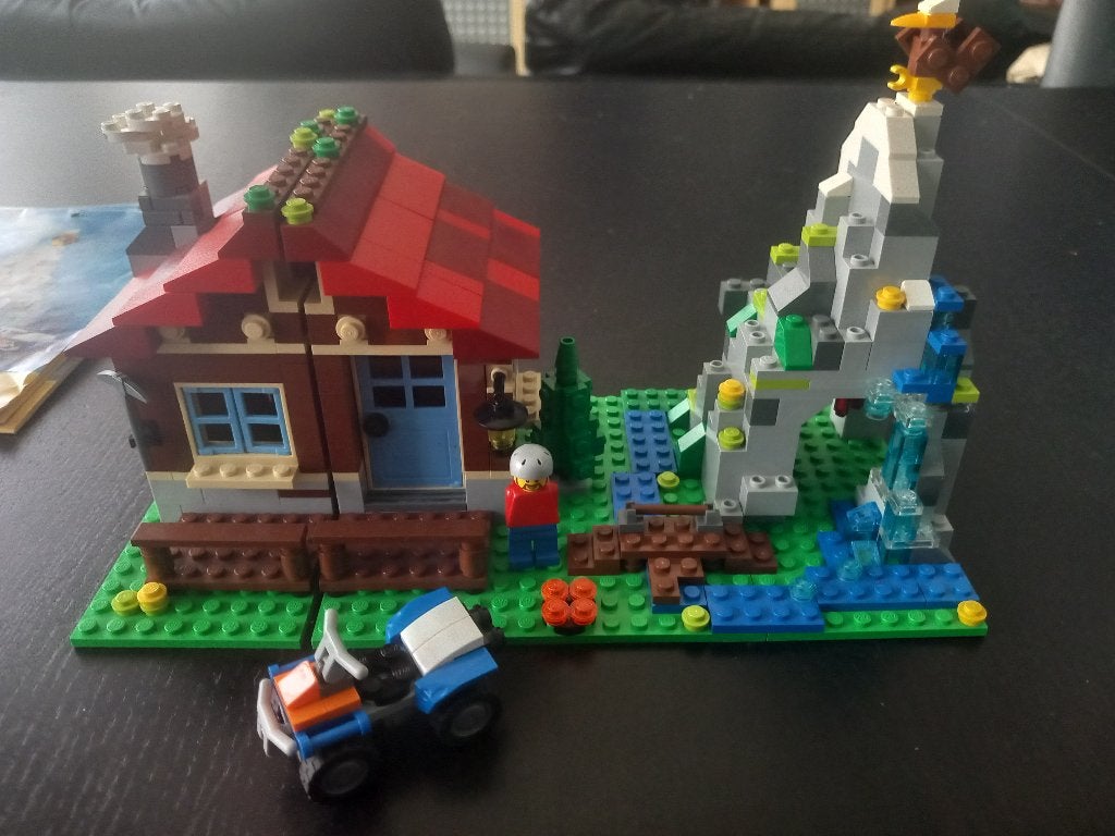Lego mountain hut set 31025 3in1 set met plannen 99% comp, Gebruikt, Lego, Ophalen of Verzenden, Creator