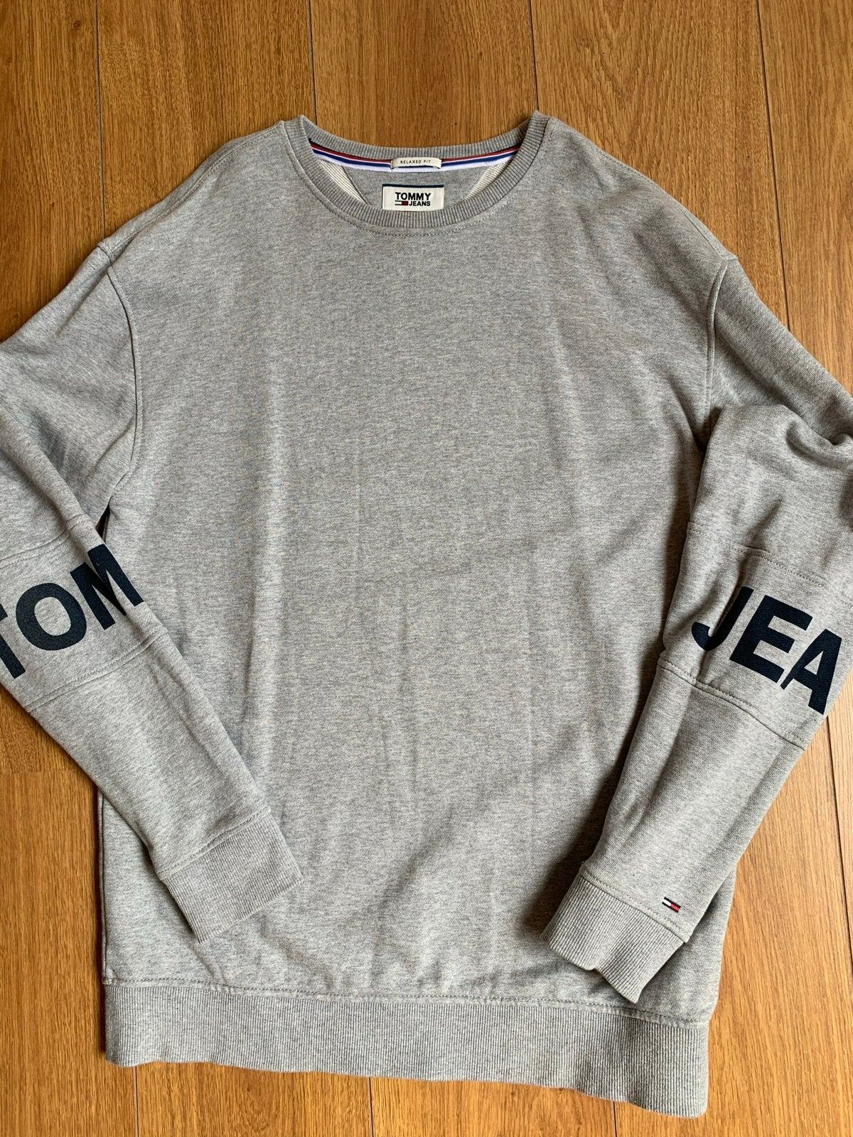 Sweater tommy smal, Kleding | Heren, Truien en Vesten, Ophalen of Verzenden, Zo goed als nieuw, Maat 46 (S) of kleiner, Grijs