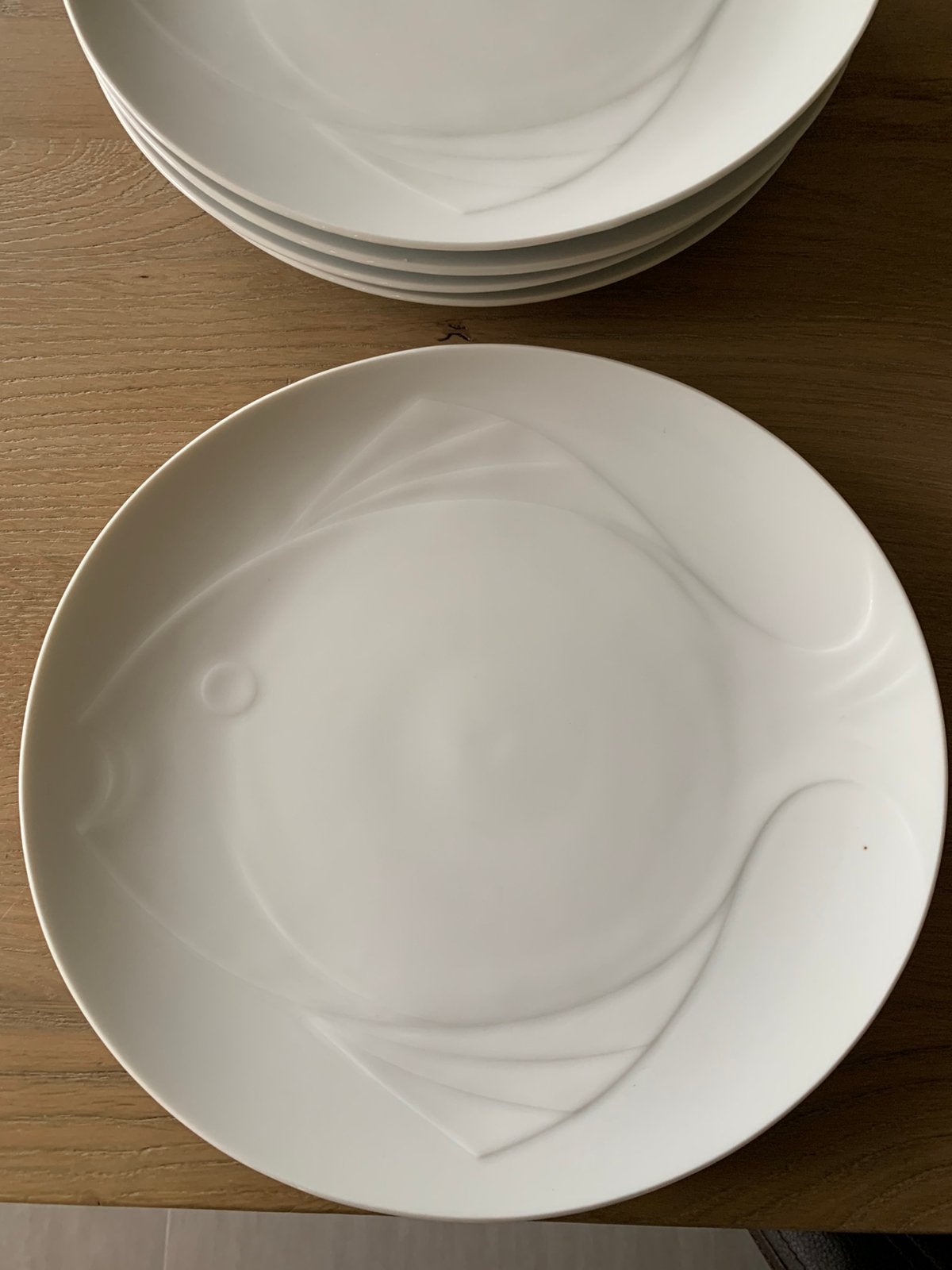6 assiettes à poisson blanc, Maison & Meubles, Cuisine | Vaisselle, Assiettes(s), Comme neuf, Enlèvement, Porcelaine