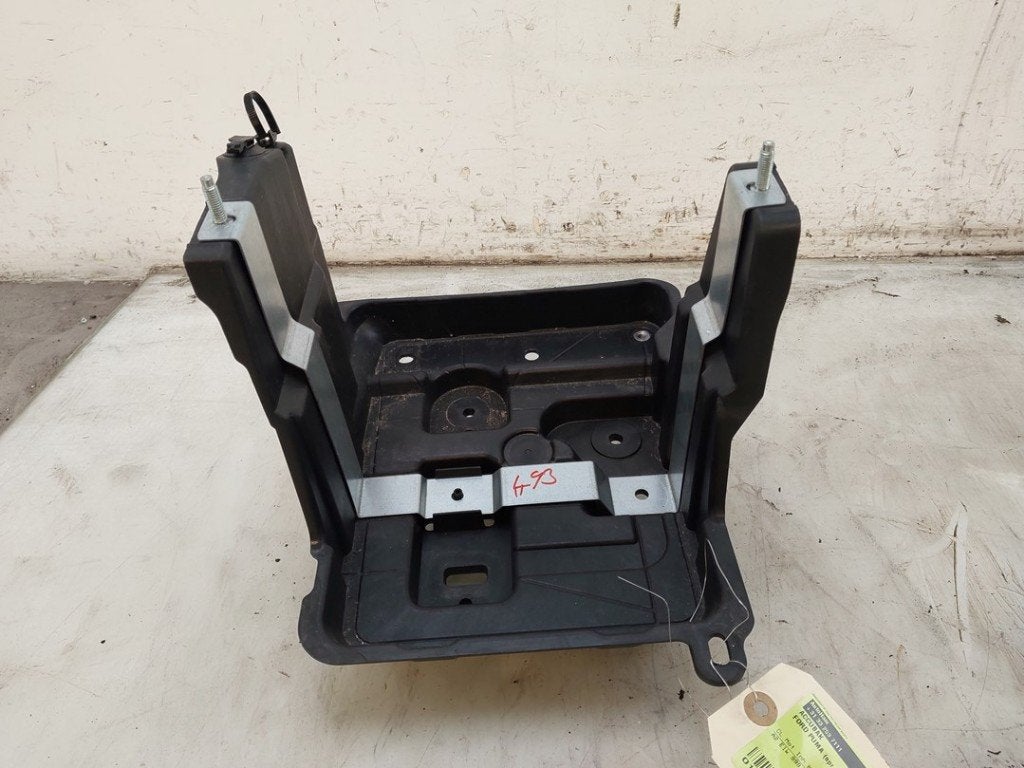 BAC A BATTERIE Ford Puma (01-2019/-) (|S2X610723AA|2770101|), Autos : Pièces & Accessoires, Henry-Ford-Straße  1
50735  Köln, DE