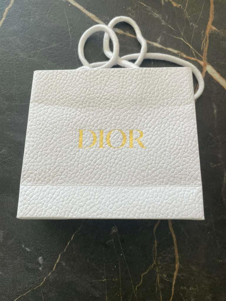 Sac en papier Dior en parfait état, Enlèvement ou Envoi, Neuf, Shopper