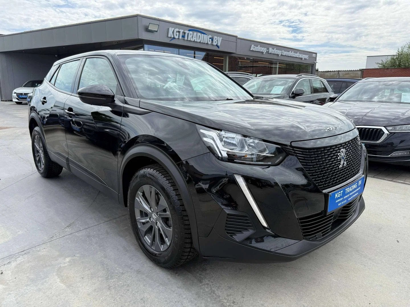 Peugeot 2008 1.2i 130PK AUTOMAAT NAVIGATIE CAMERA CARPLAY PD, Achat, 1280 kg, Euro 6, Entreprise