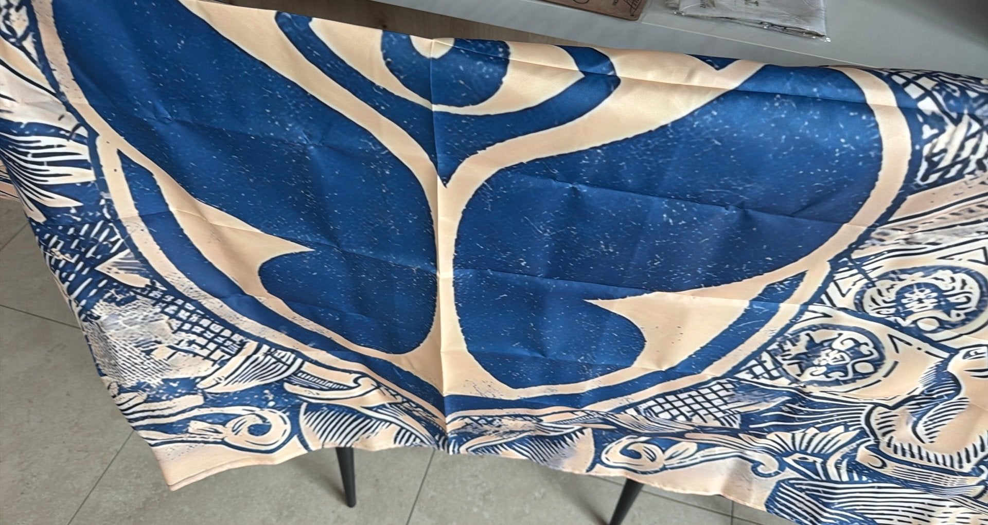 Magnifique drapeau 90 x 150 Tomorrowland - TML 2026 nouveau, Enlèvement ou Envoi, Neuf