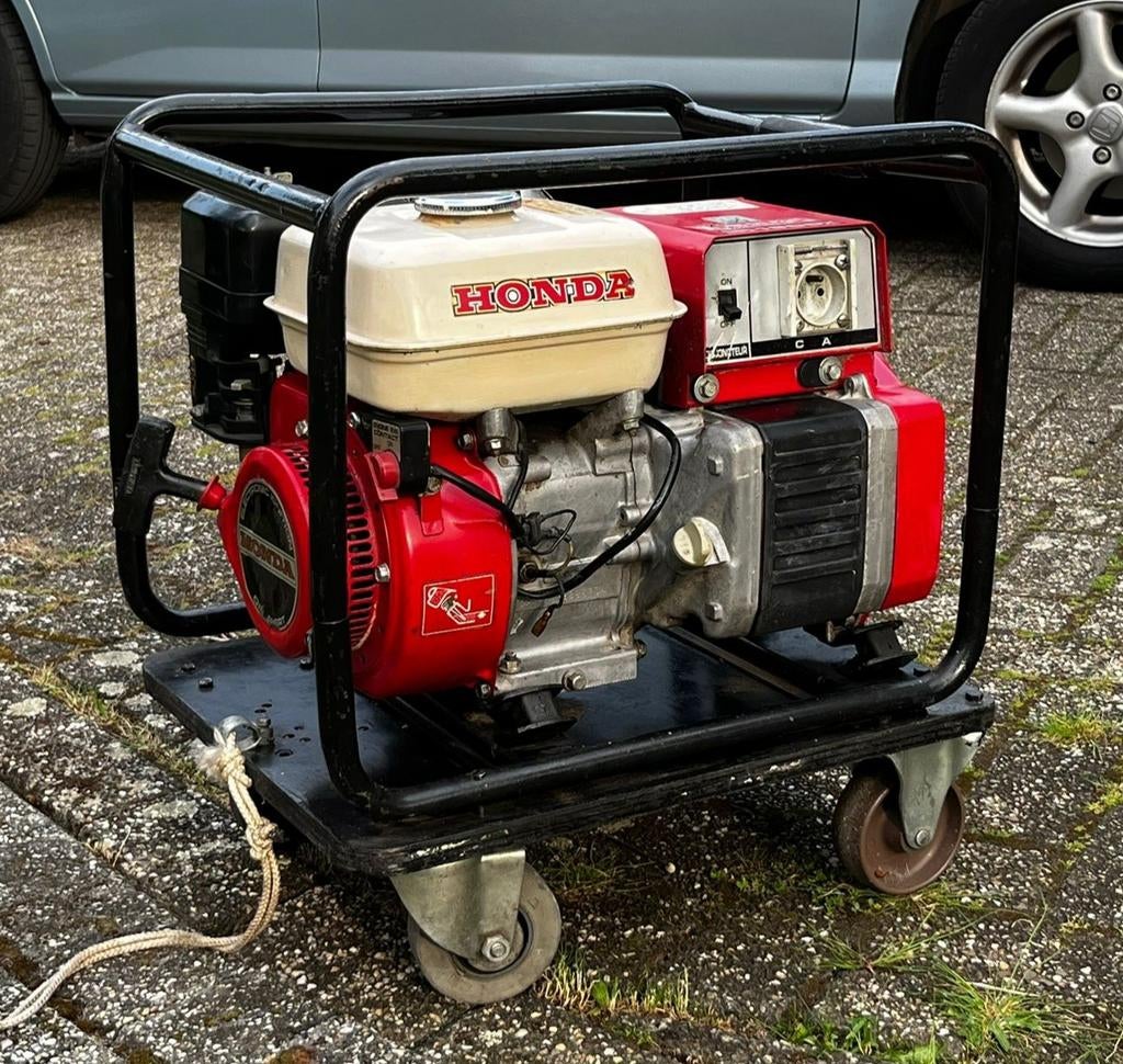 Honda aggregaat/generator EG1900X, Doe-het-zelf en Bouw, Ophalen, Gebruikt, Minder dan 5 kVA, Benzine