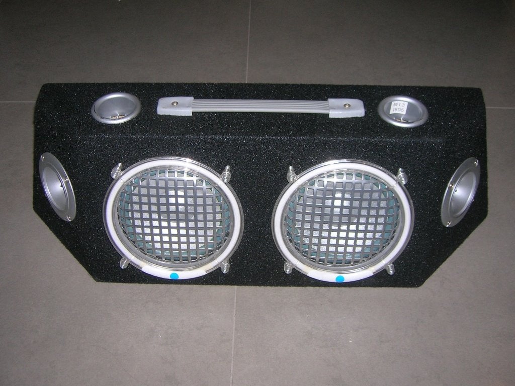 Speakers in a box, Audio, Tv en Foto, Luidsprekerboxen, Ophalen, Zo goed als nieuw