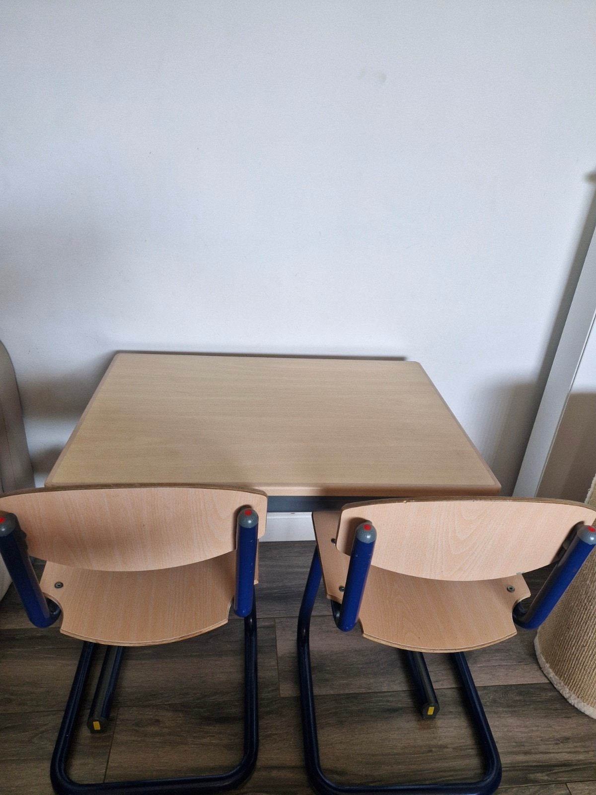 Bureau kinderen lager onderwijs, Ophalen, Zo goed als nieuw