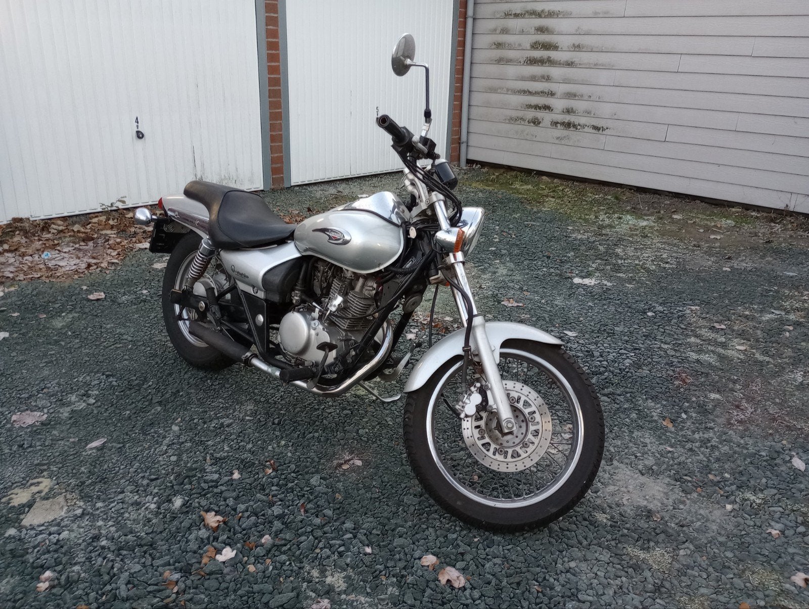 Kawasaki Eliminator 125 Bn, Motoren