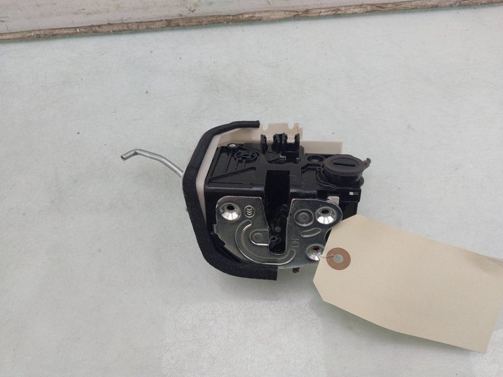 PORTIERSTANGEN LINKS ACHTER Kia Picanto (JA) (|81410G6010|), Info@kia.de, Theodor-Heuss-Allee 11
60486  Frankfurt am Main, DE