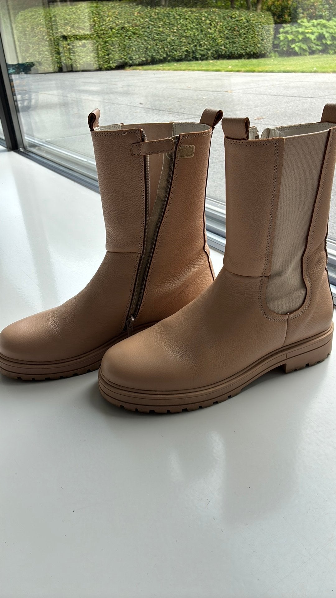 CKS leren halfhoge laars beige mt 41, Kleding | Dames, Ophalen, Zo goed als nieuw, Beige