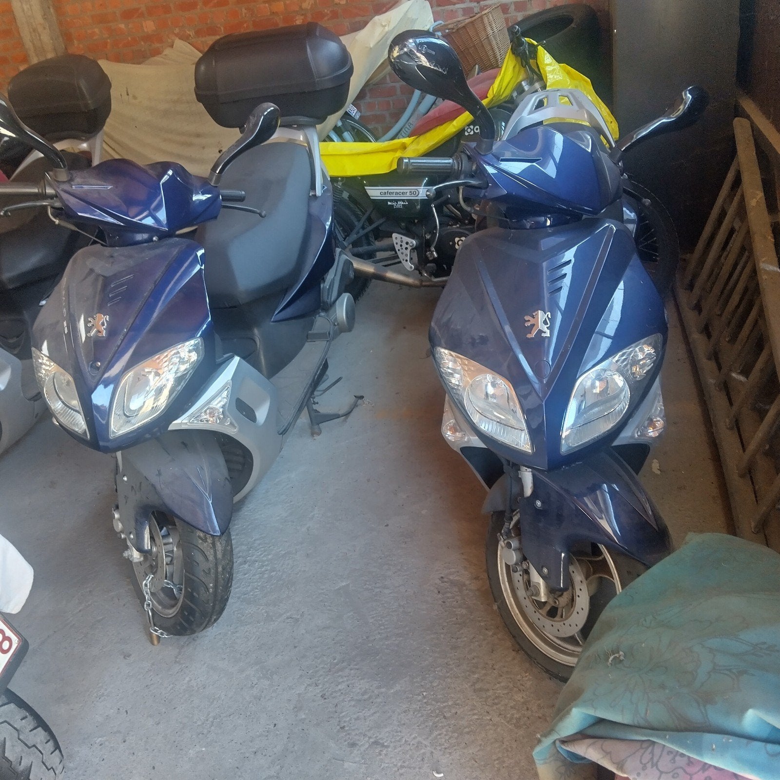 3x Peugeot sumup, Enlèvement