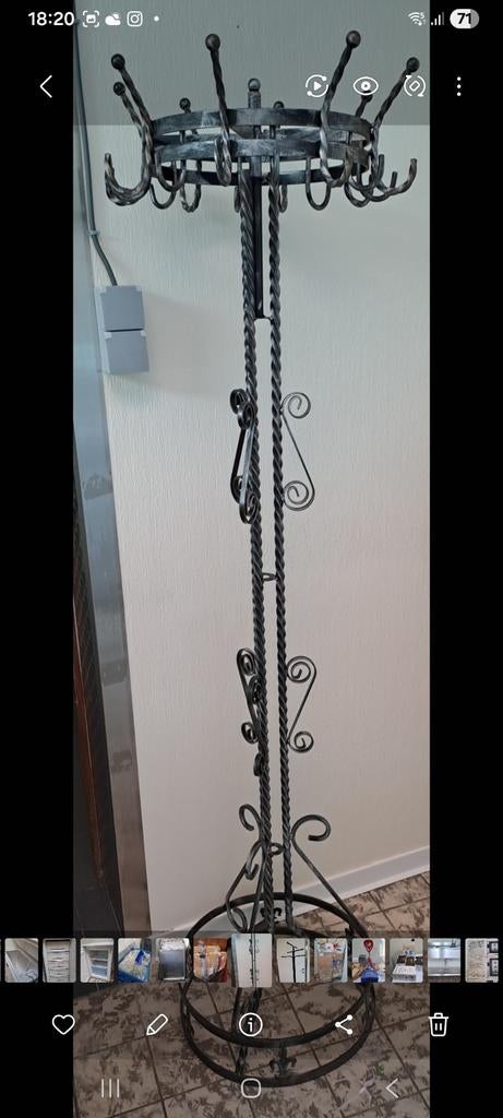 Porte-manteau en fer forgé, style années 1960, poids 14 kg., Comme neuf, Métal, Portemanteau sur pied, 150 à 200 cm