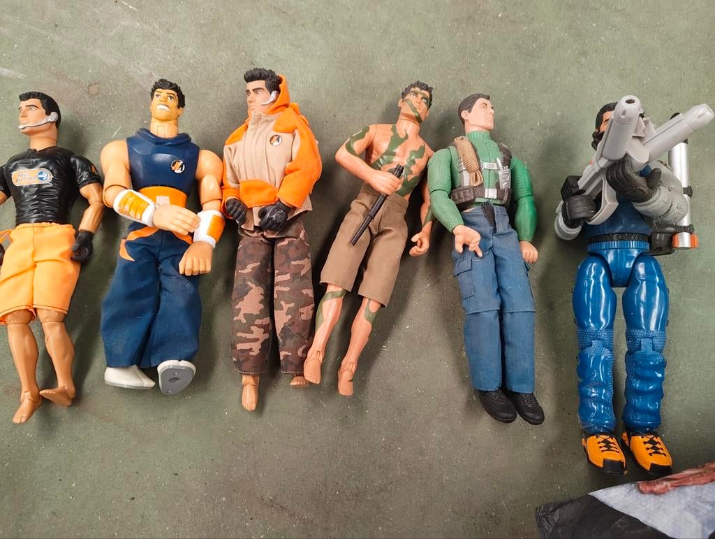 Action man vintage, Ophalen
