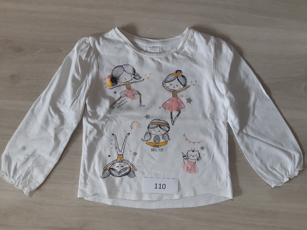 T-shirts meisje maat 110 (5 jaar), Kinderen en Baby's, Kinderkleding | Maat 110, Ophalen of Verzenden, Meisje, Shirt of Longsleeve