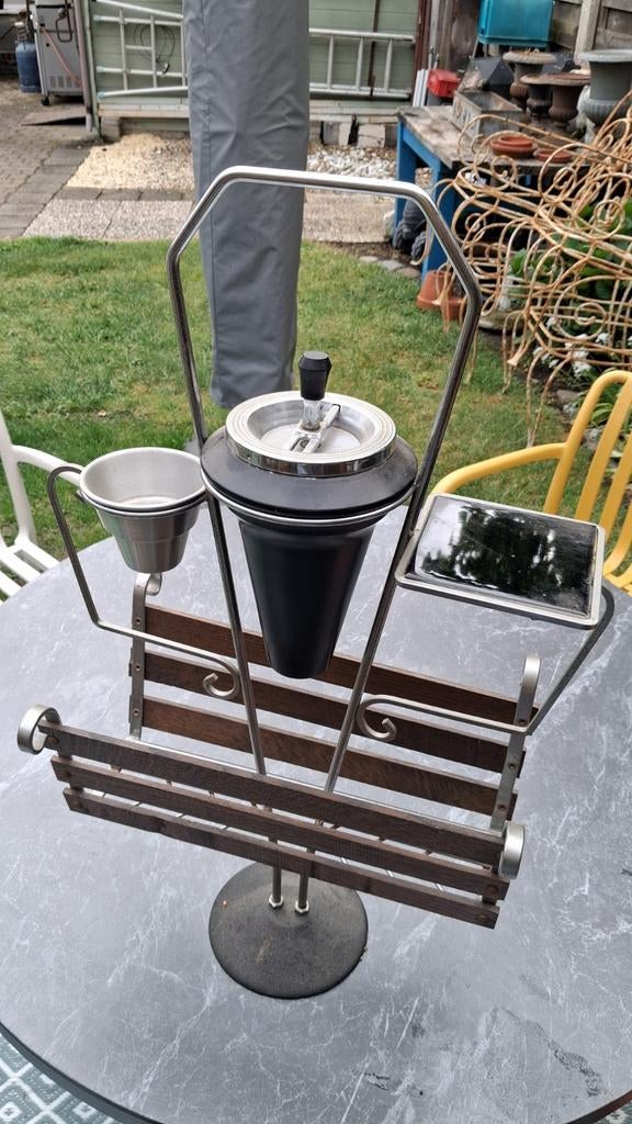 Retro vintage asbak meubel jaren 70. Chrome en takehout., Ophalen