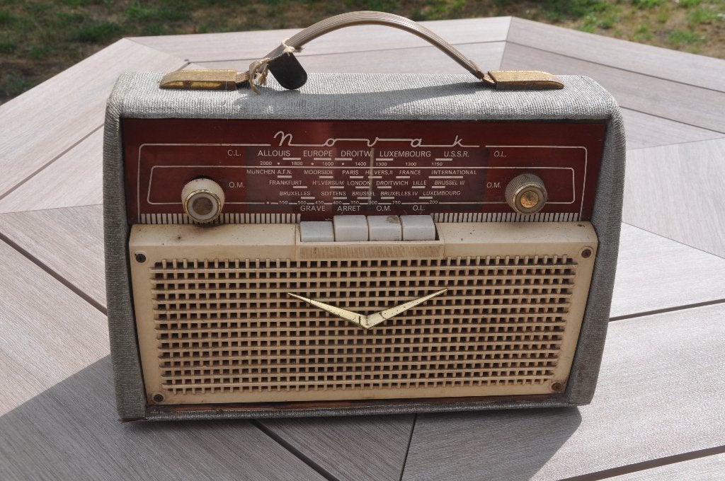 retro radiotje van Novak, Ophalen of Verzenden, Audio en Video