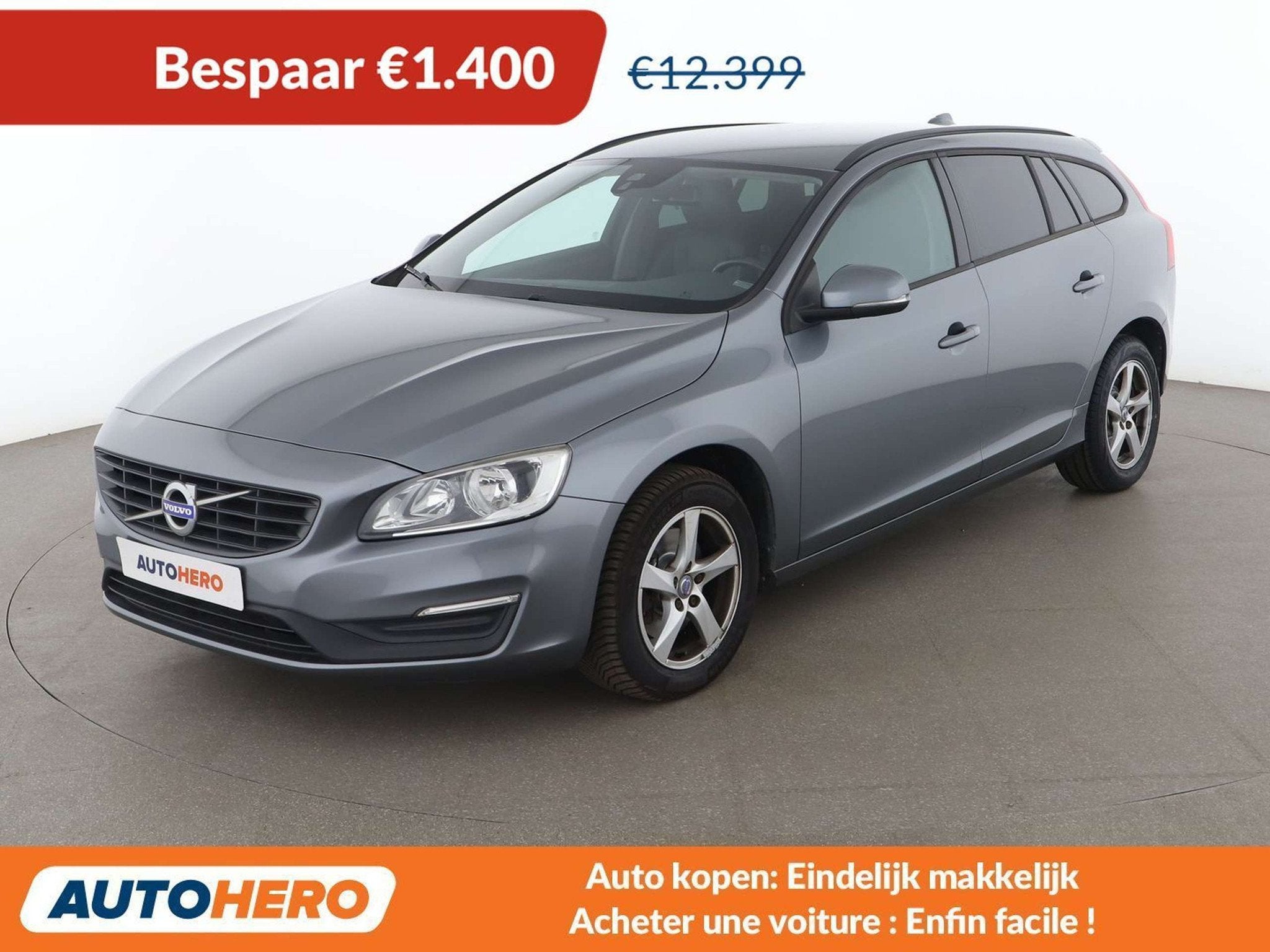 Volvo V60 2.0 D2 Kinetic (année de construction 2016), Autos, Cuir, Argent ou Gris, Achat, 1679 kg