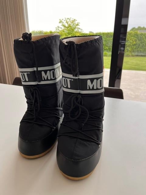 Moon boots, Ophalen, Zo goed als nieuw, Schoenen, Overige merken