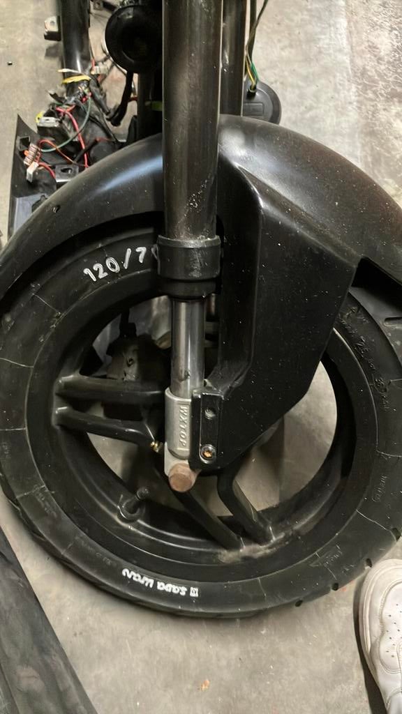 Peugeot velg + voorvork, Fietsen en Brommers, Ophalen, Zo goed als nieuw
