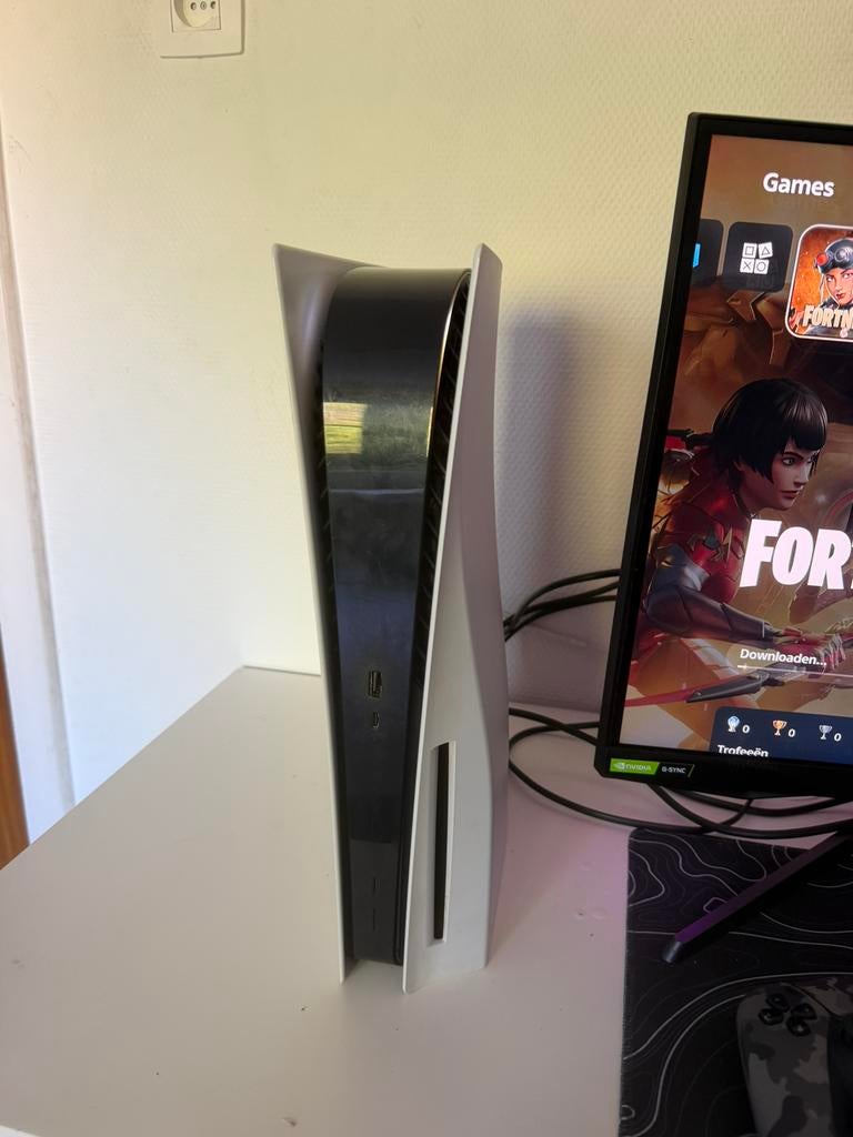 PS5 te ruil of te koop (€350)  (disc drive defect), Games en Spelcomputers, Ophalen